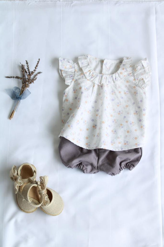 Blusa estampado floral violeta